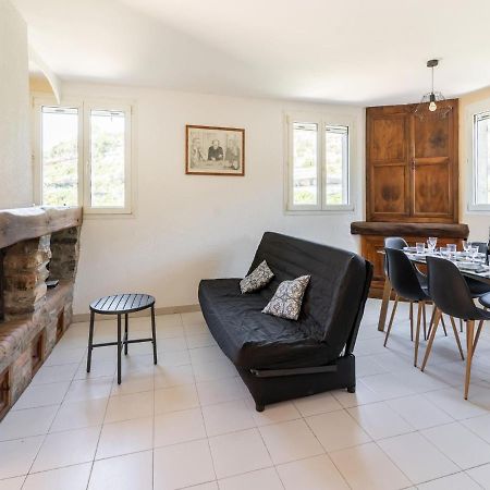 Cosy Holiday Home In Minerve With Garden Exterior foto