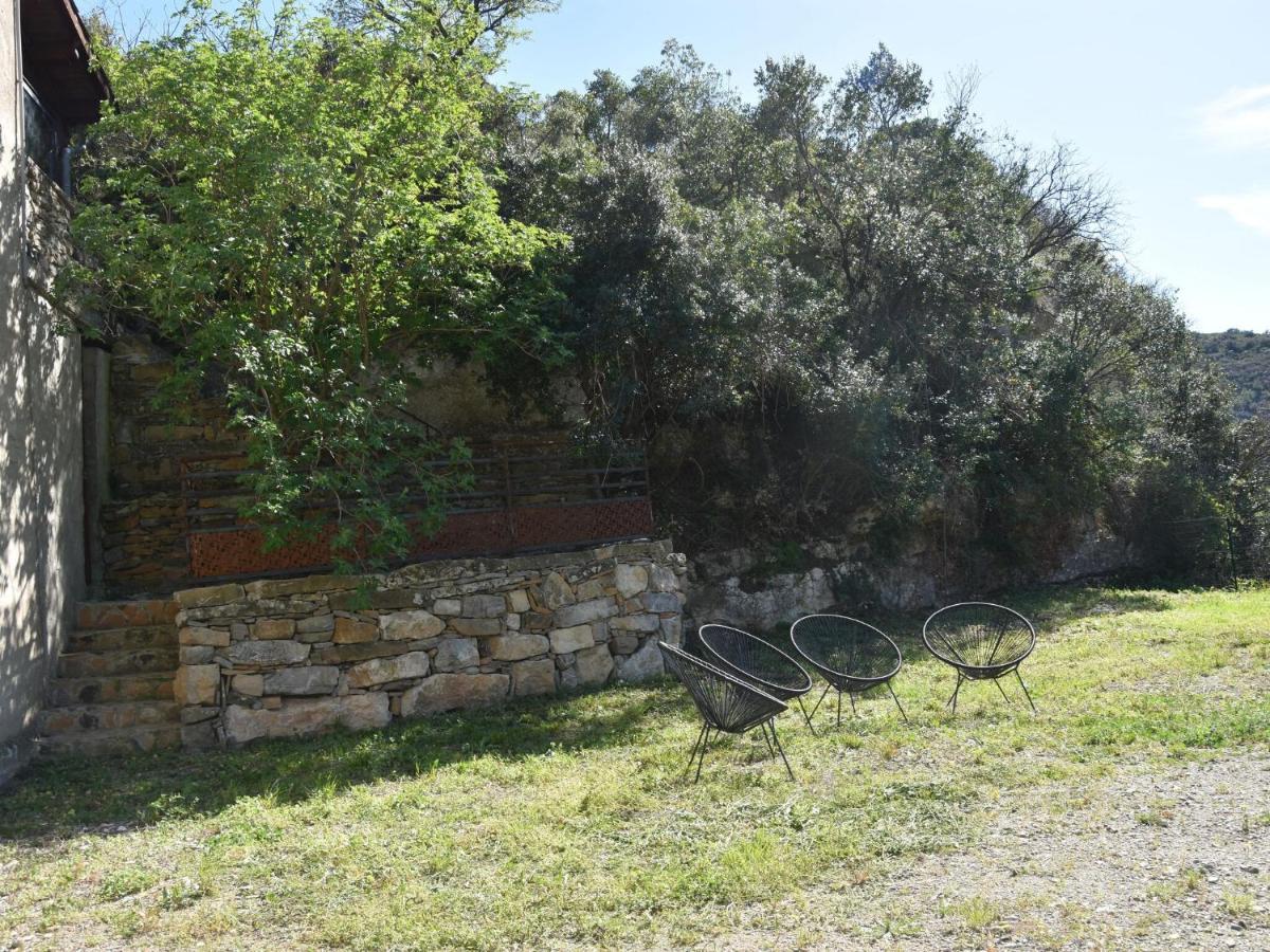 Cosy Holiday Home In Minerve With Garden Exterior foto